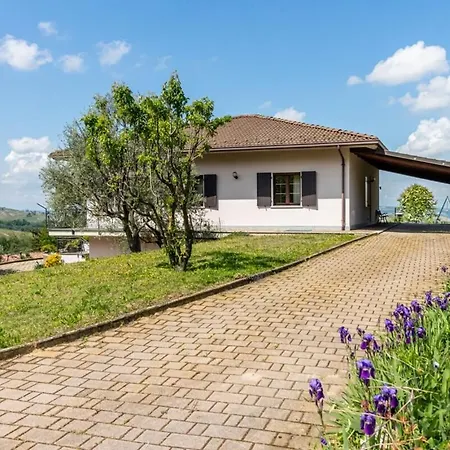 Tra Vigne E Stelle * נייבה