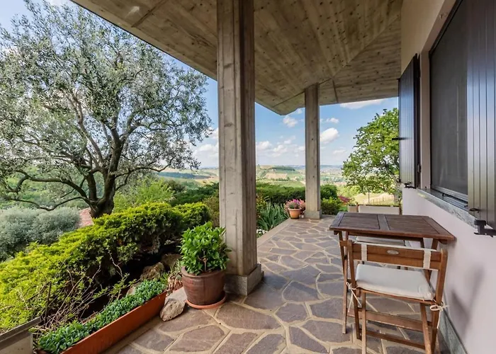 Tra Vigne E Stelle *